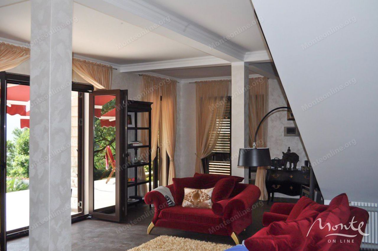 Вилла в Херцег-Нови, Черногория, 188 м² - фото 5