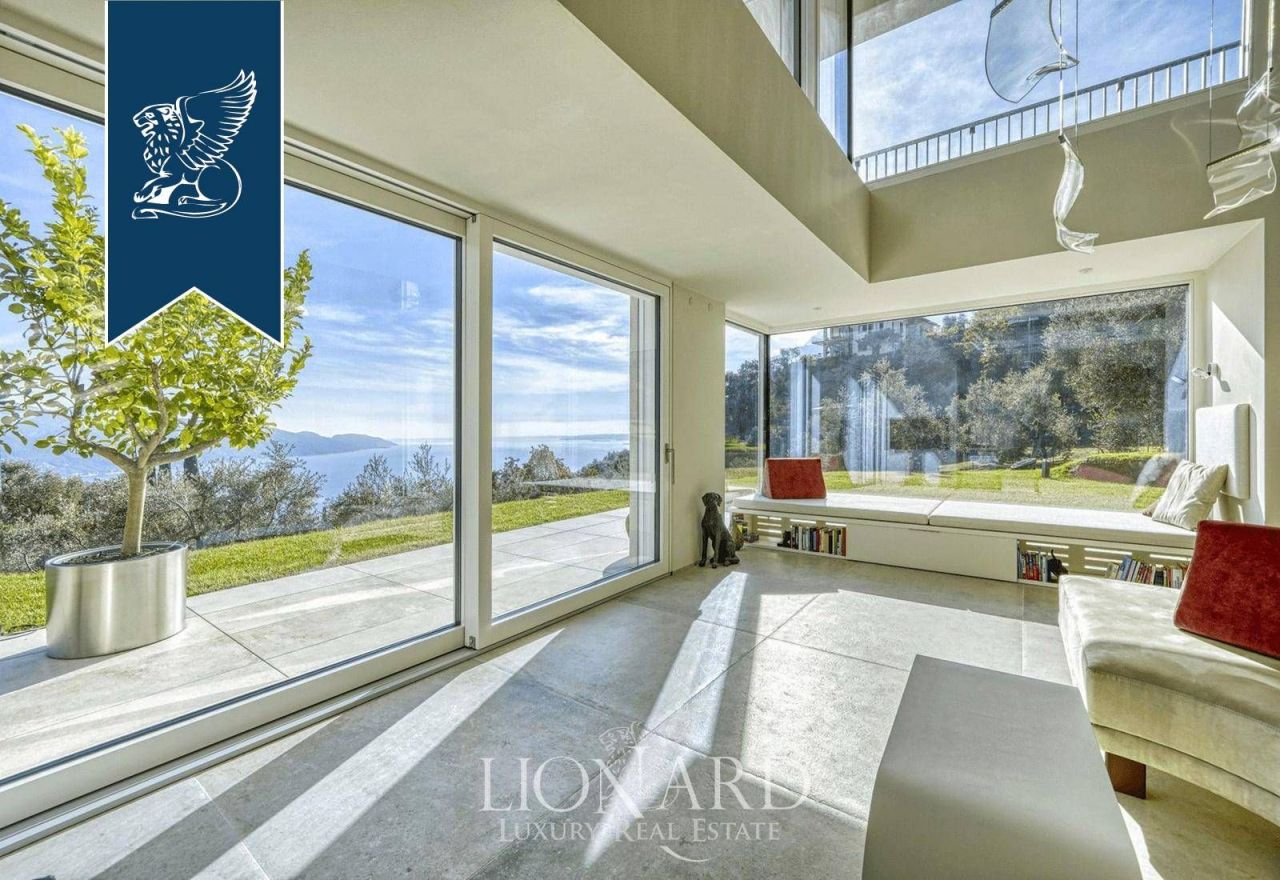 Вилла в Брешии, Италия, 400 м² - фото 7