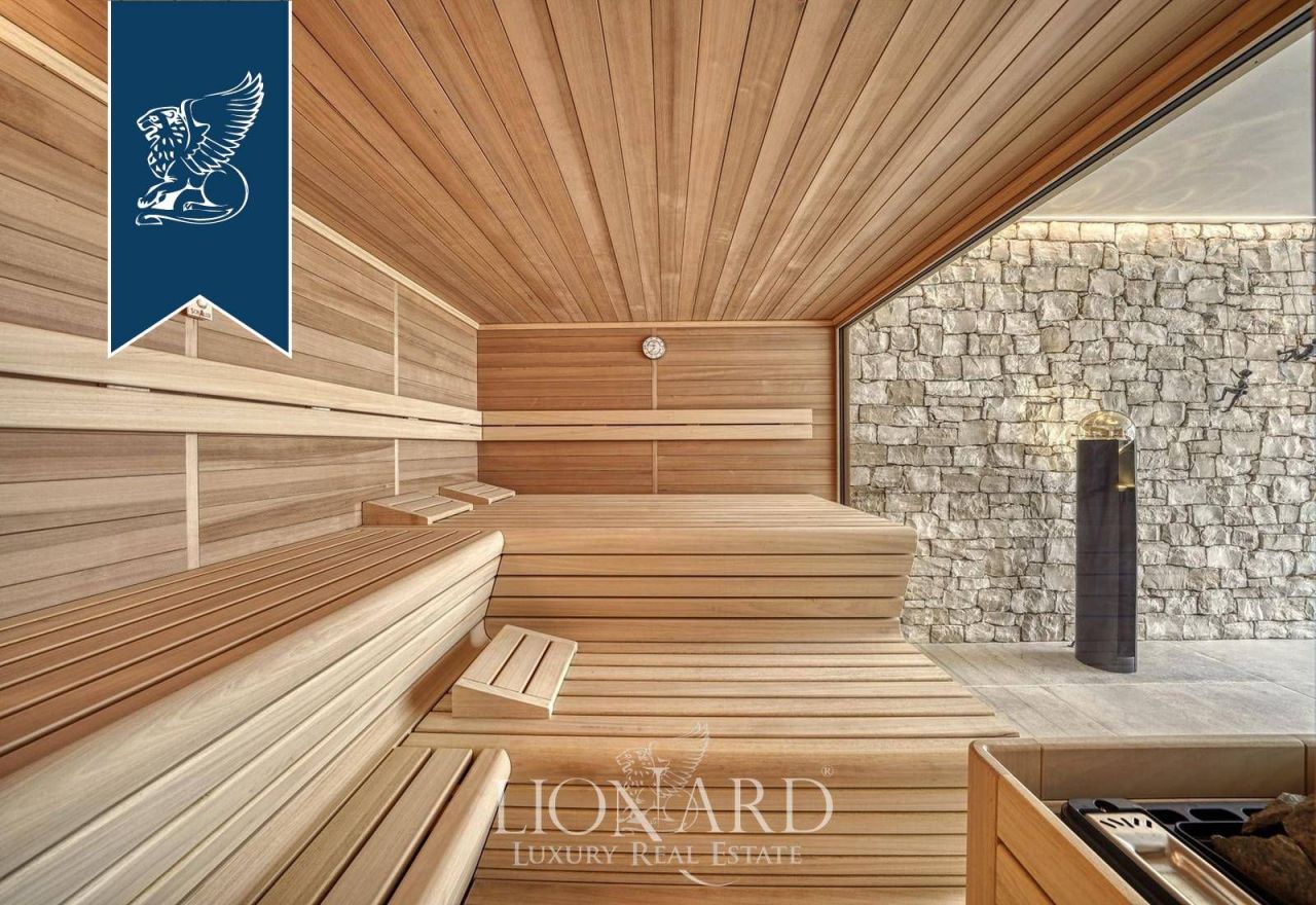 Вилла в Брешии, Италия, 400 м² - фото 19