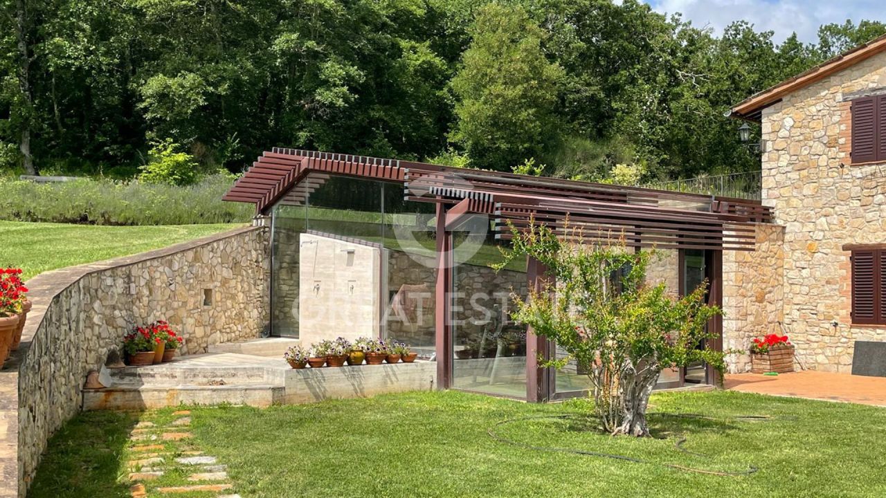 Дом в Тоди, Италия, 334.2 м² - фото 4