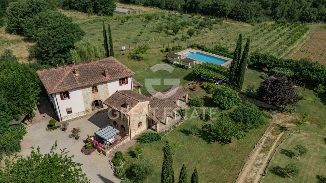 Дом Laterina Pergine Valdarno, Италия, 435 м² - фото 5