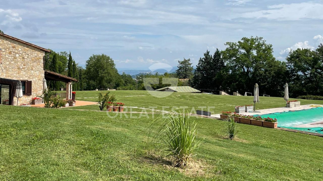 Дом в Тоди, Италия, 334.2 м² - фото 6