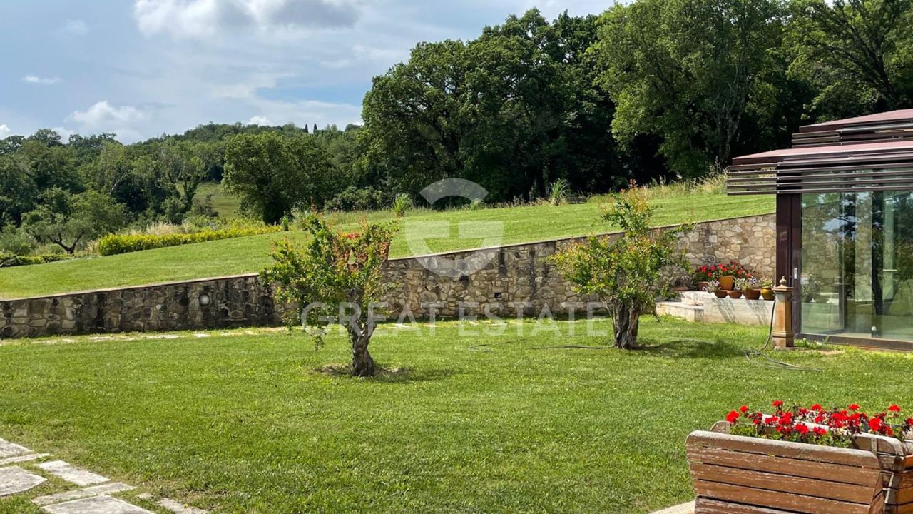 Дом в Тоди, Италия, 334.2 м² - фото 7