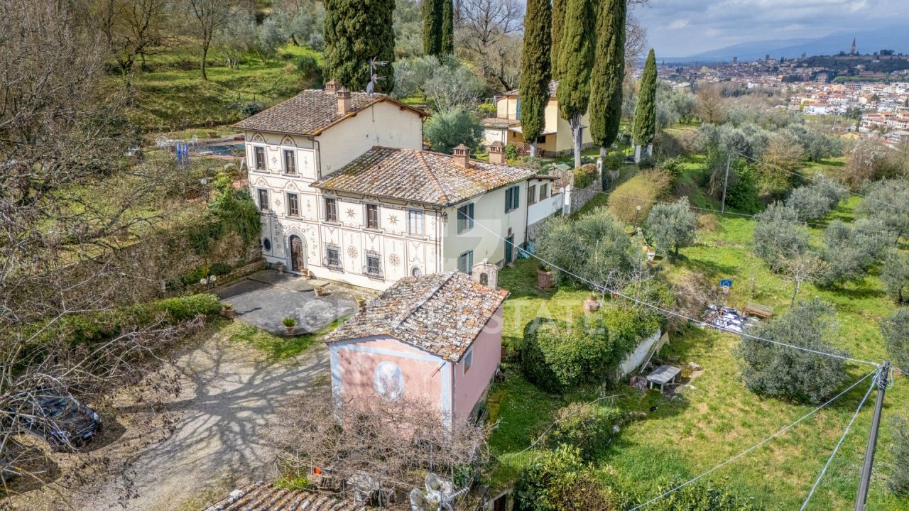 Дом в Ареццо, Италия, 380 м² - фото 7