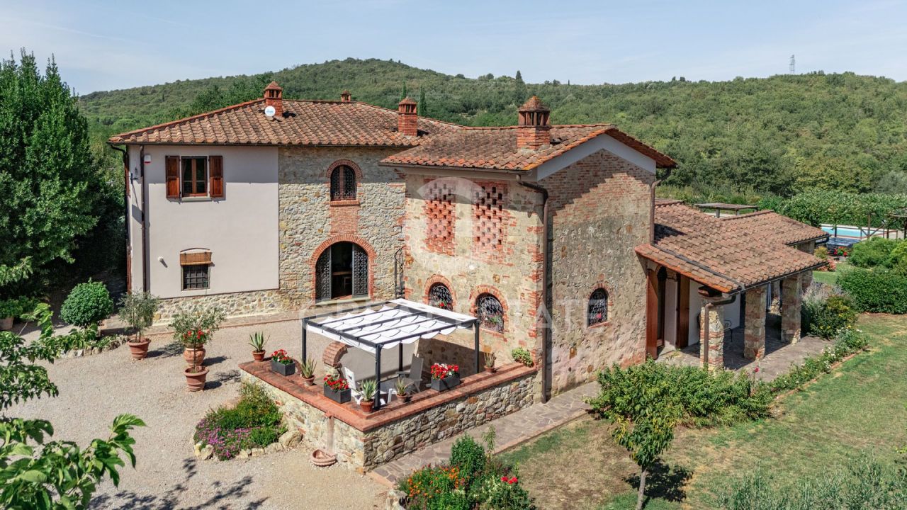 Дом Laterina Pergine Valdarno, Италия, 435 м² - фото 7