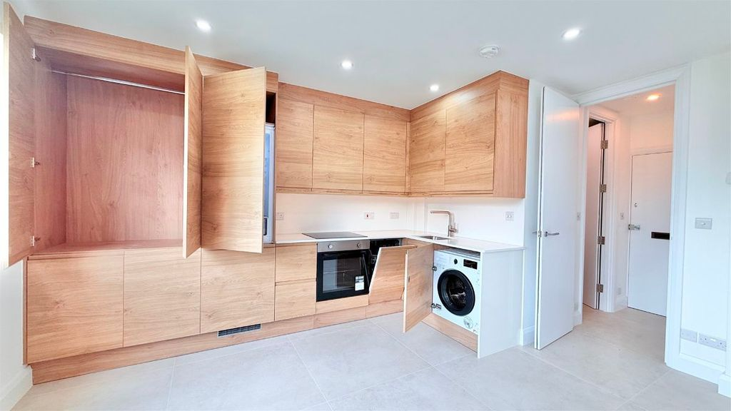 Квартира в Лондоне, Великобритания, 31 м² - фото 9