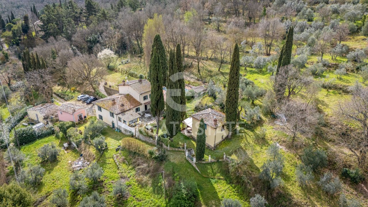 Дом в Ареццо, Италия, 380 м² - фото 8