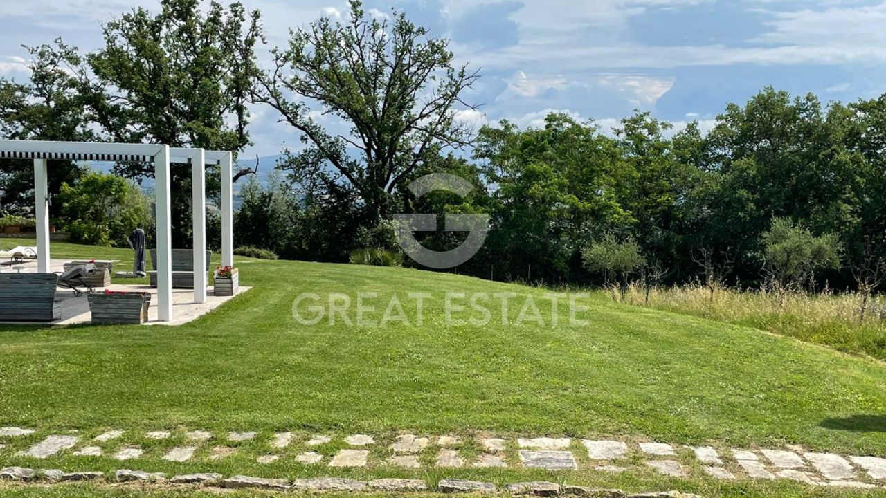 Дом в Тоди, Италия, 334.2 м² - фото 8