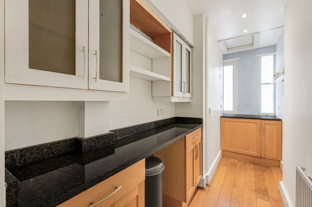 Квартира в Лондоне, Великобритания, 99 м² - фото 11