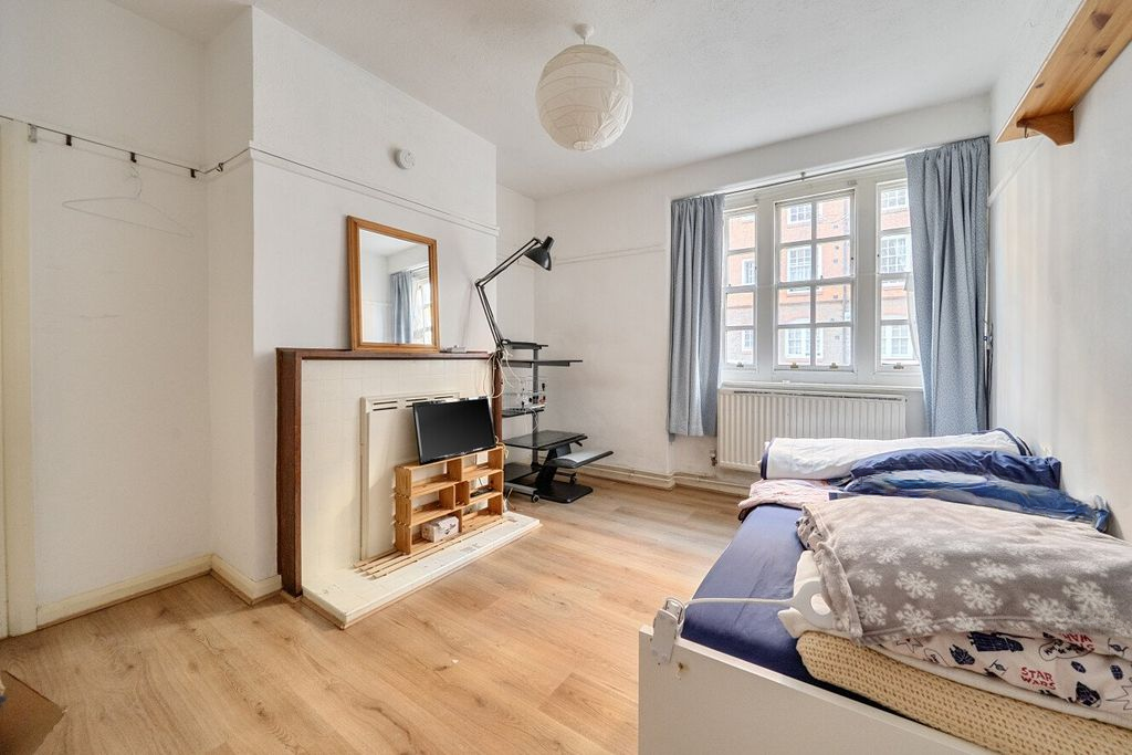 Квартира в Лондоне, Великобритания, 31 м² - фото 11