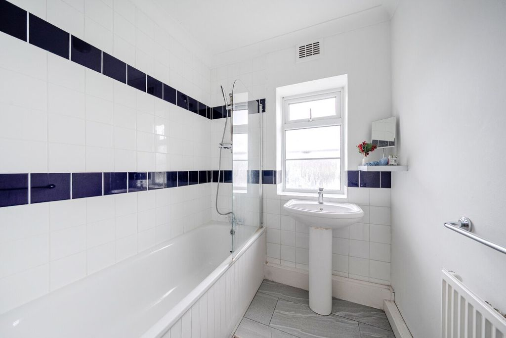 Квартира в Лондоне, Великобритания, 61 м² - фото 12