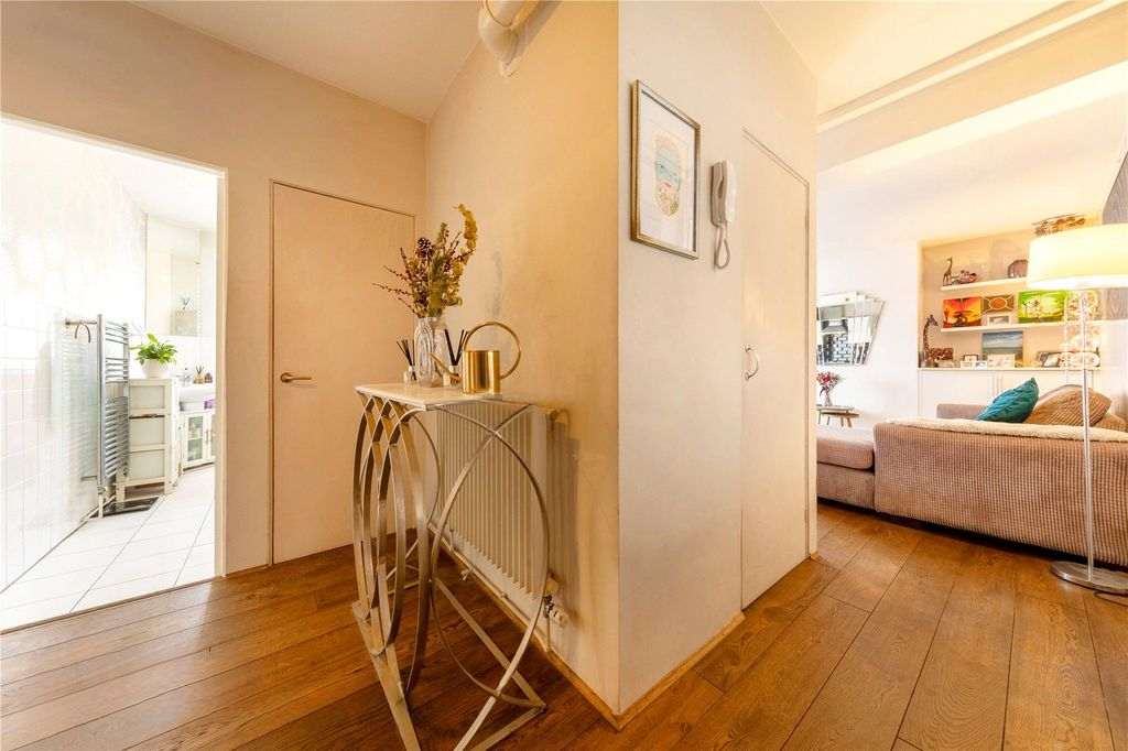 Квартира в Лондоне, Великобритания, 58 м² - фото 14