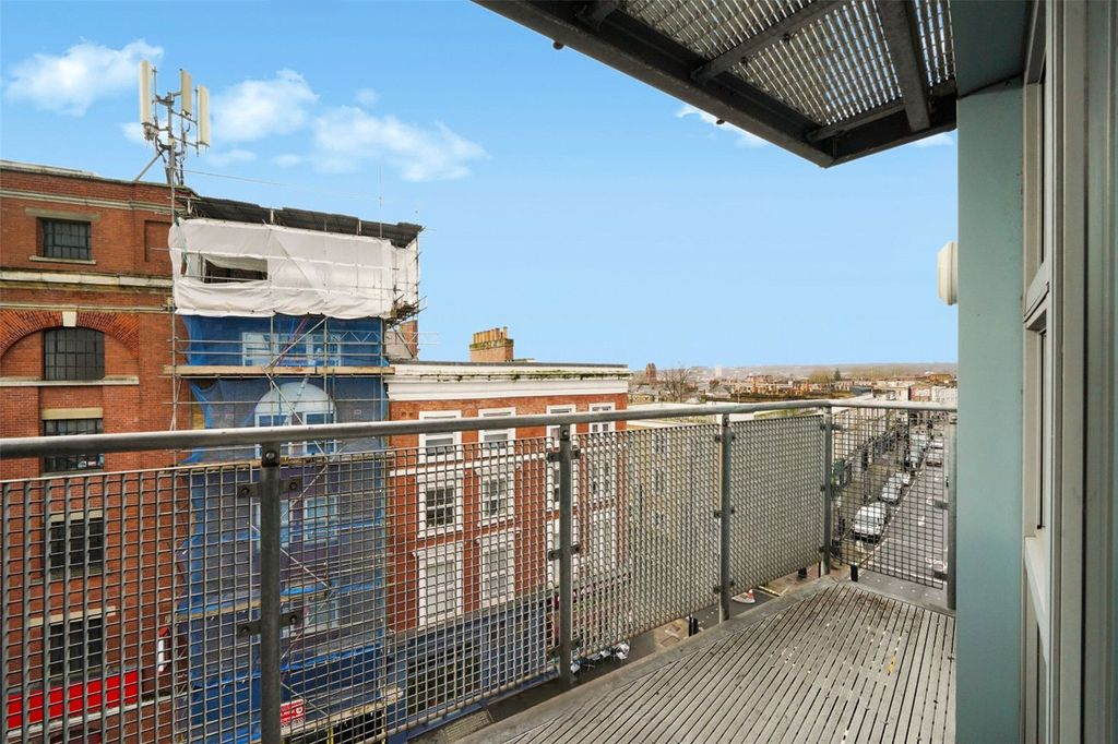 Квартира в Лондоне, Великобритания, 52 м² - фото 14