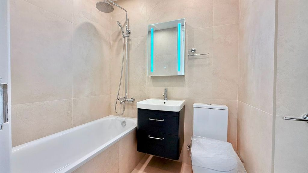 Квартира в Лондоне, Великобритания, 31 м² - фото 14