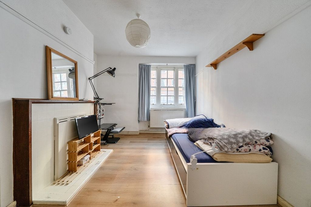 Квартира в Лондоне, Великобритания, 31 м² - фото 16