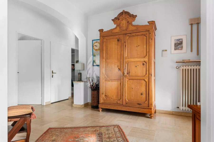 Квартира в Люксембурге, Люксембург, 216 м² - фото 5