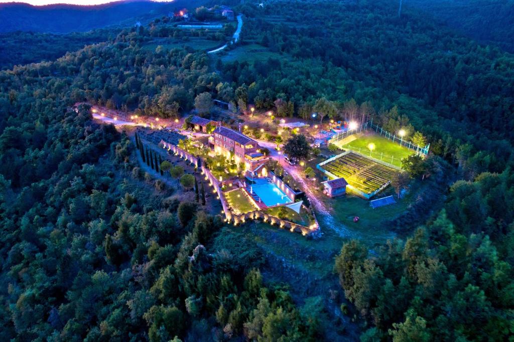 Вилла в Мотовуне, Хорватия, 450 м² - фото 1