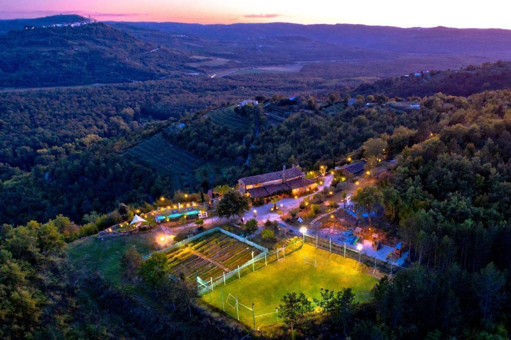 Вилла в Мотовуне, Хорватия, 450 м² - фото 8