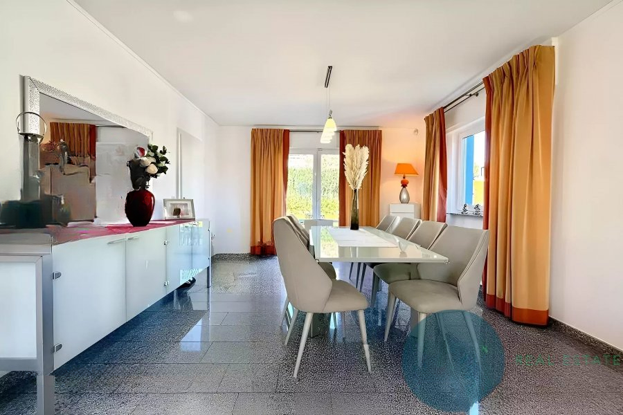 Квартира в Люксембурге, Люксембург, 160 м² - фото 2