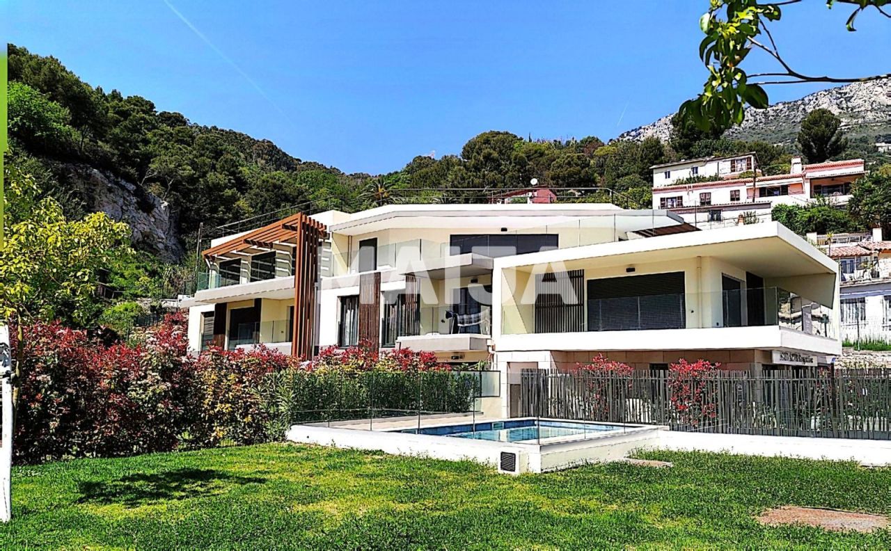 Апартаменты в Эзе, Франция, 108 м² - фото 1