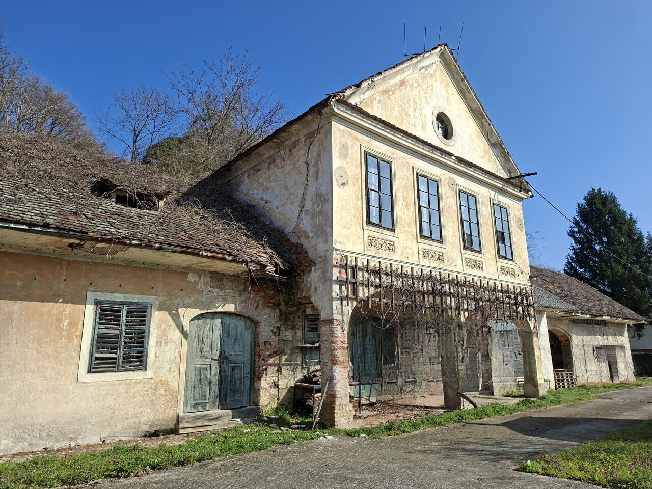 Ферма в Кршко, Словения, 10 805 м² - фото 4