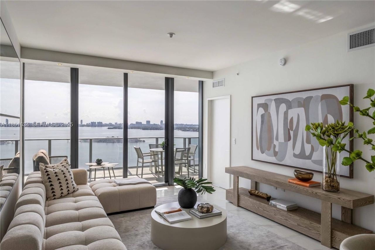 Квартира в Майами, США, 150 м² - фото 2