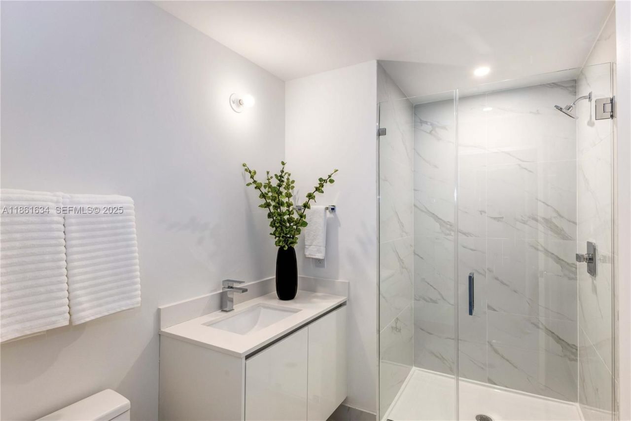 Квартира в Майами, США, 150 м² - фото 15