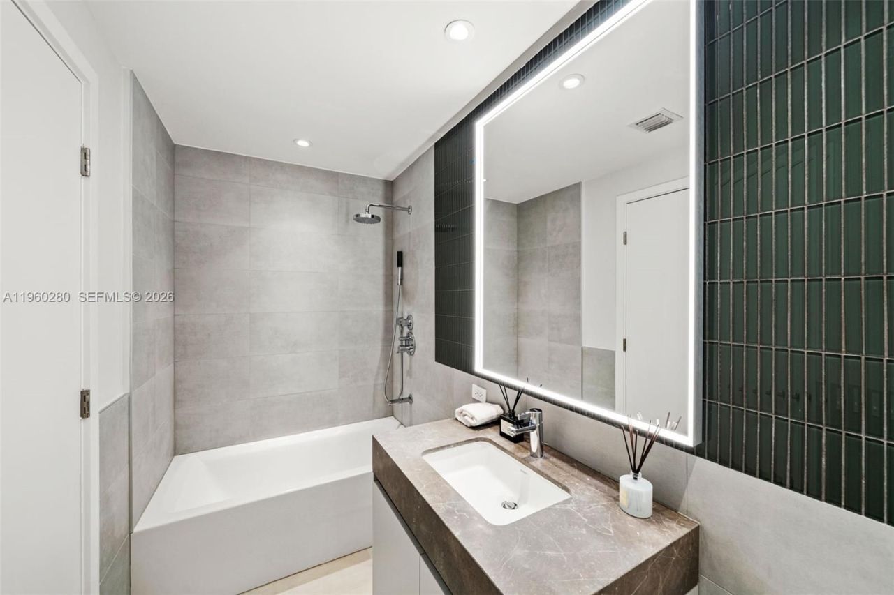 Квартира в Майами-Бич, США, 230 м² - фото 8