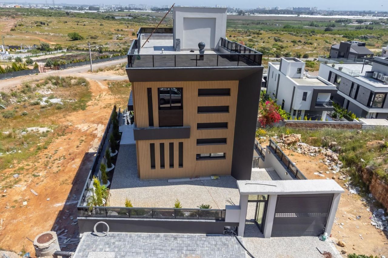 Вилла в Ларе, Турция, 330 м² - фото 2