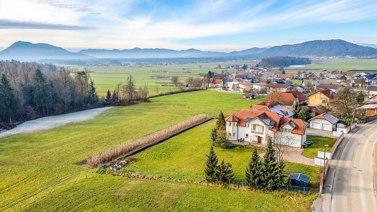 Дом в Водице, Словения, 353 м² - фото 2