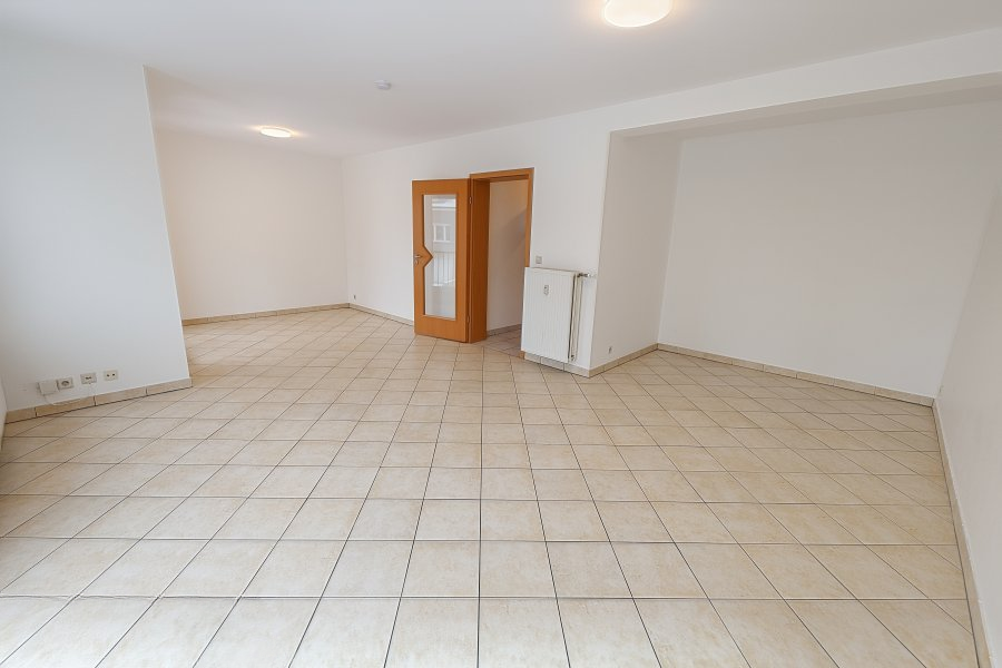 Квартира в Люксембурге, Люксембург, 81 м² - фото 1