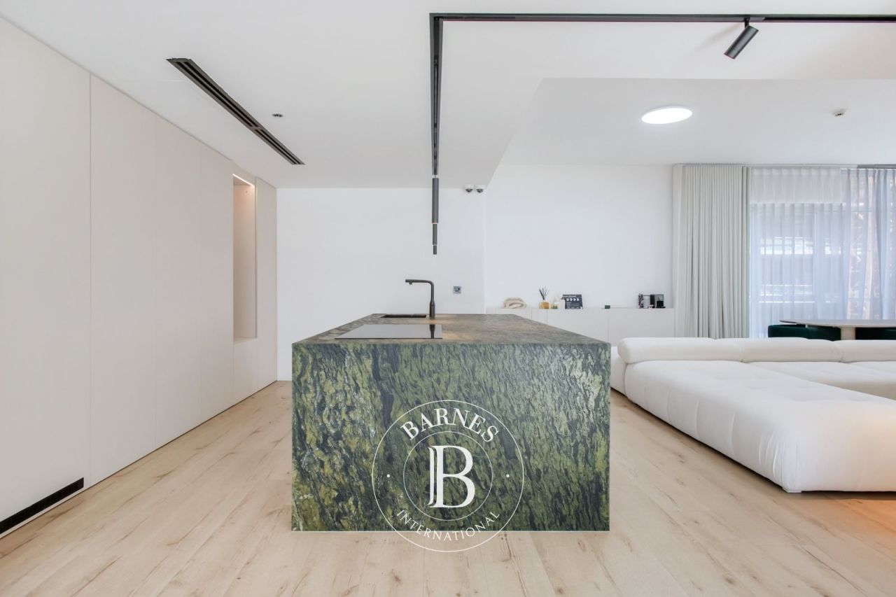 Квартира в Дубае, ОАЭ, 251.3 м² - фото 8