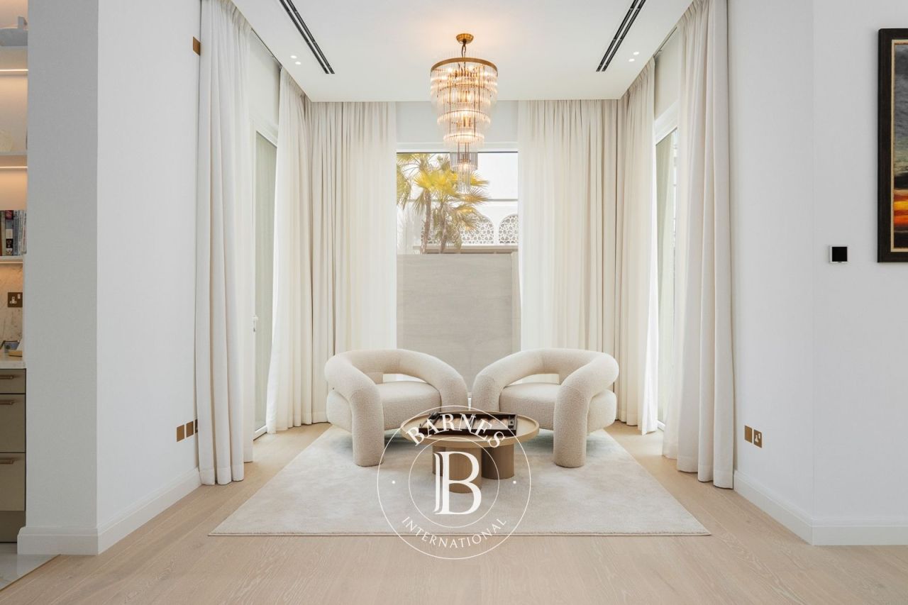 Вилла в Дубае, ОАЭ, 1 531.8 м² - фото 9