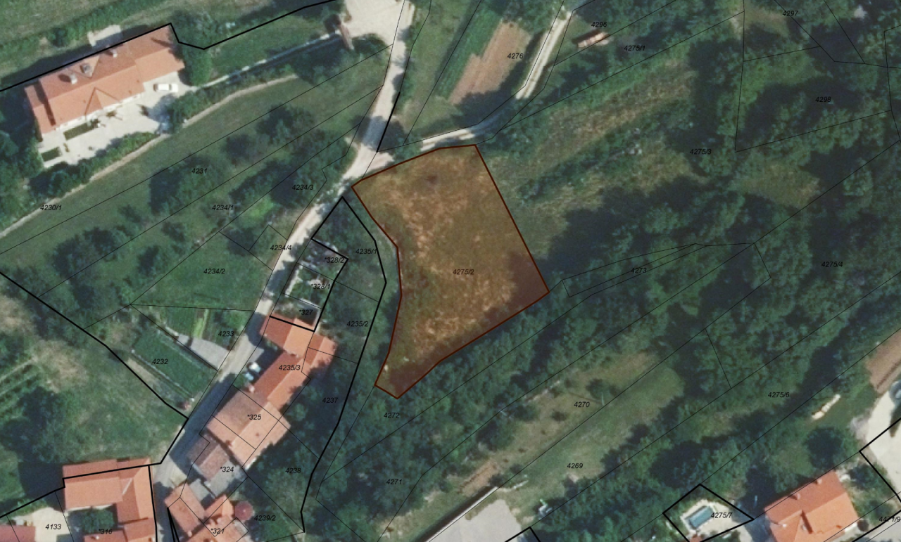 Земля в Айдовшчине, Словения, 1 175 м² - фото 1