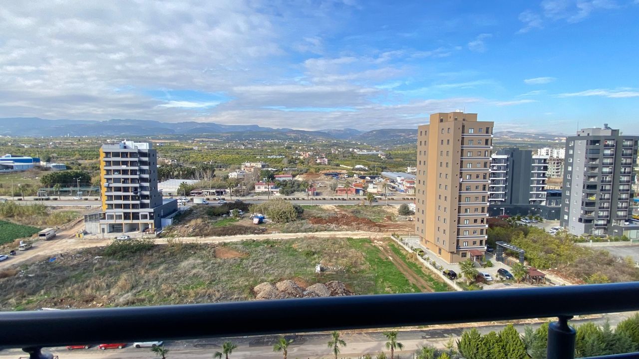 Квартира в Мерсине, Турция, 50 м² - фото 1