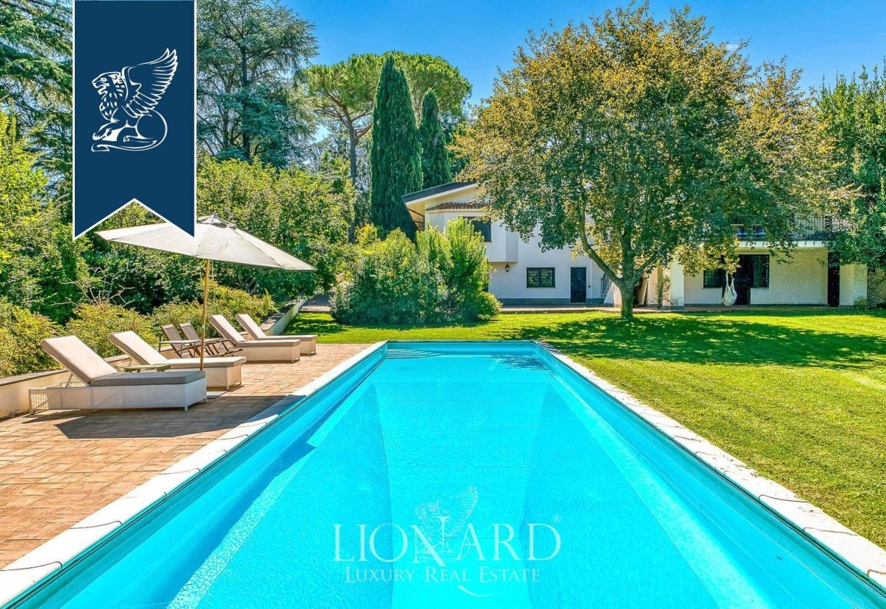 Вилла в Риме, Италия, 850 м² - фото 2