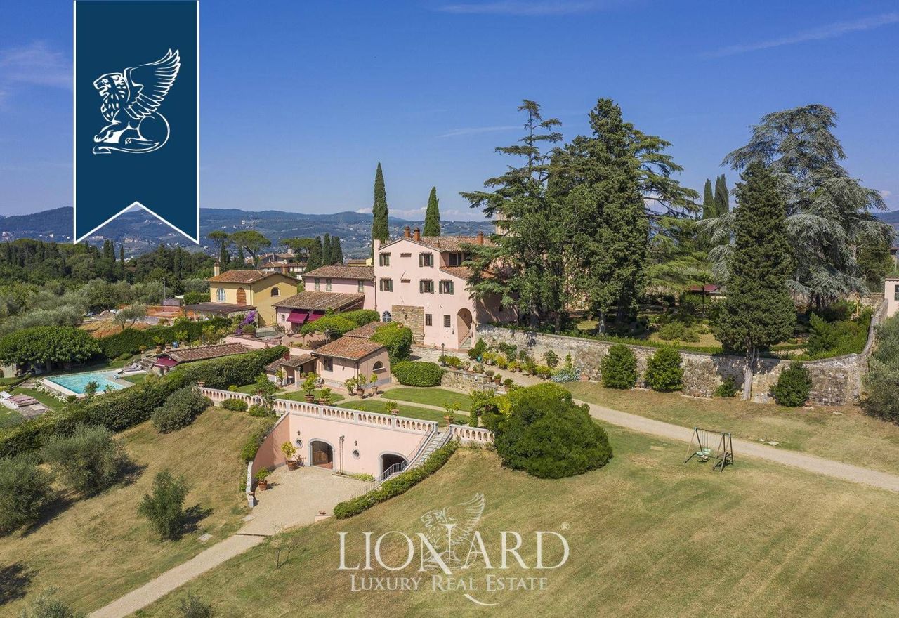 Вилла во Флоренции, Италия, 450 м² - фото 7