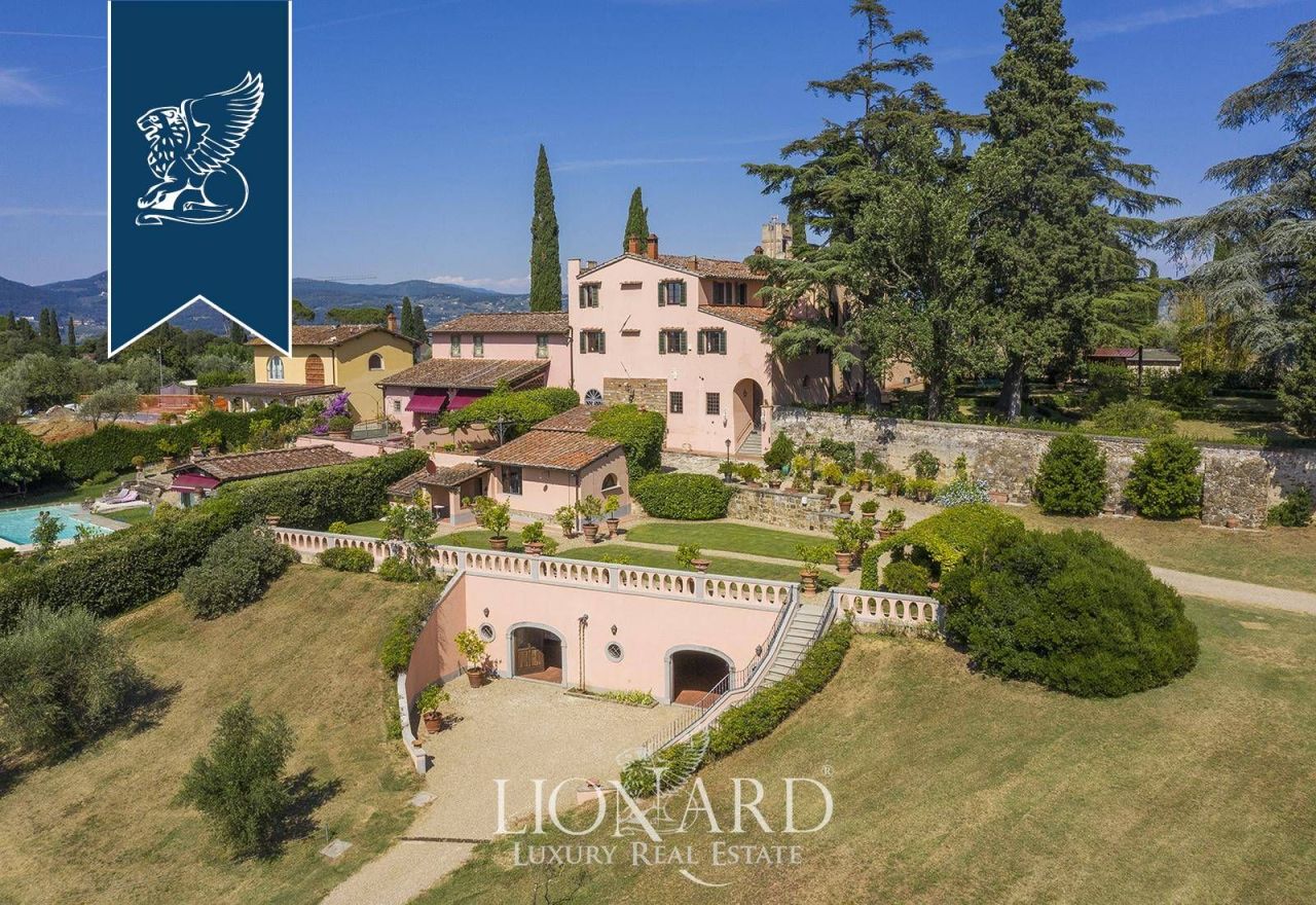 Вилла во Флоренции, Италия, 450 м² - фото 11