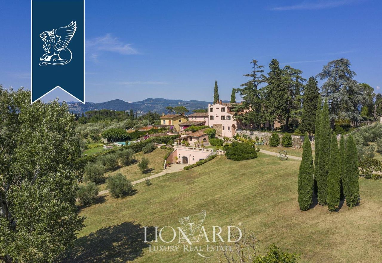 Вилла во Флоренции, Италия, 450 м² - фото 14