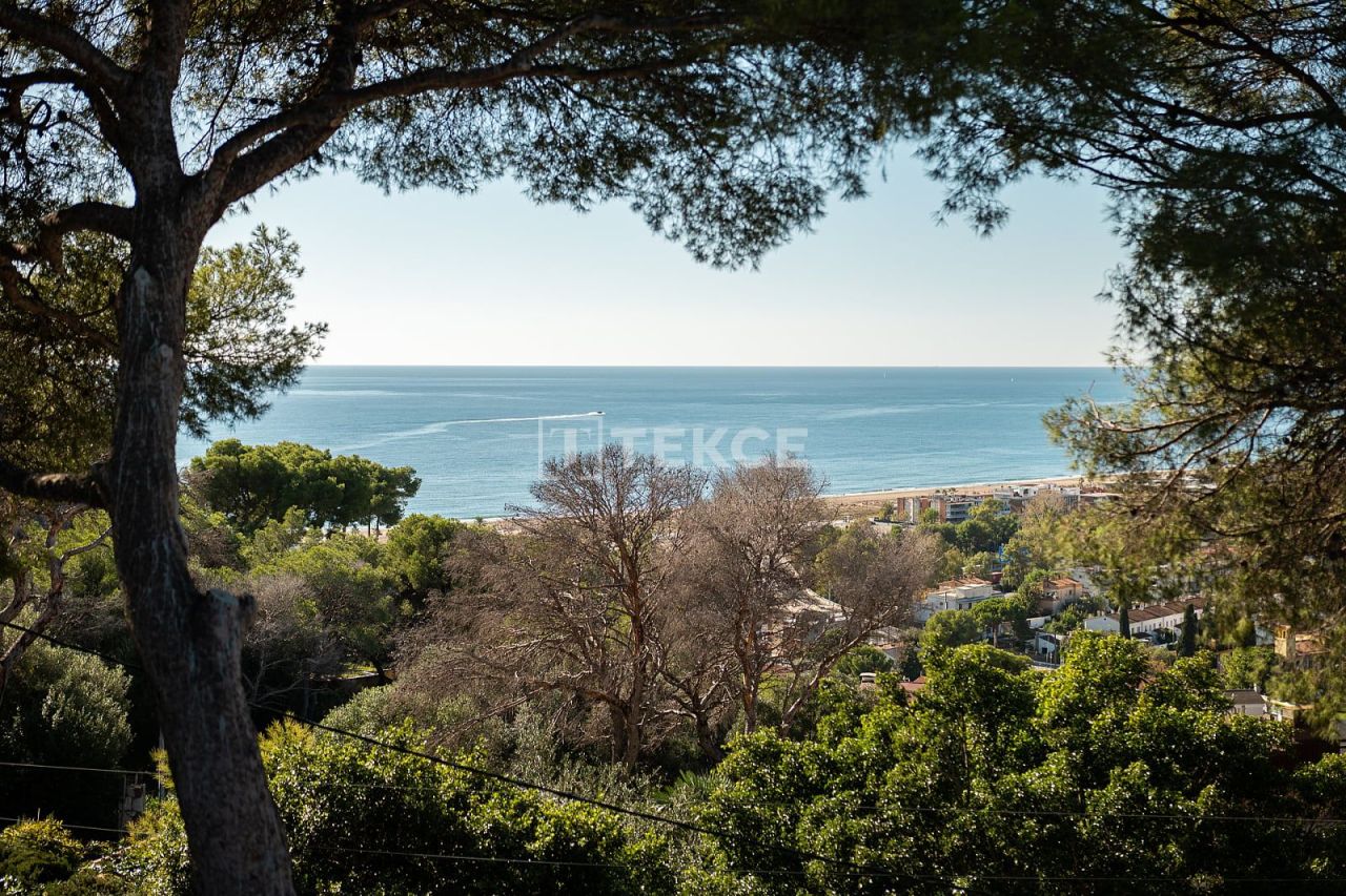 Вилла в Кастельдефельсе, Испания, 331 м² - фото 5