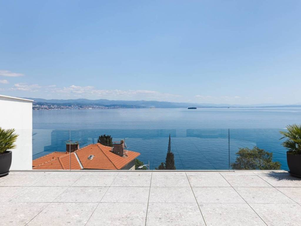 Квартира в Опатии, Хорватия, 400 м² - фото 1