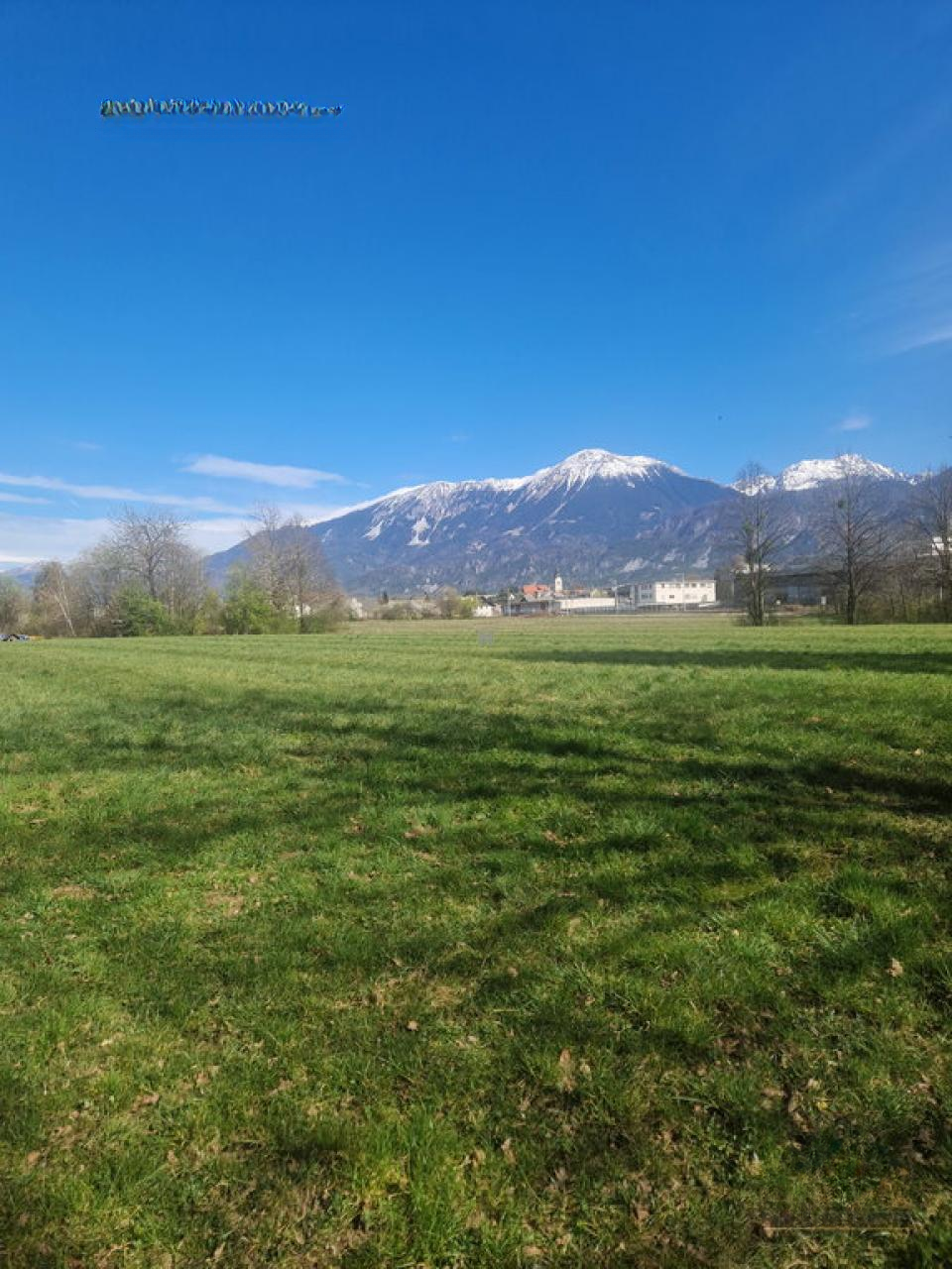 Земля в Бледе, Словения, 13 847 м² - фото 1