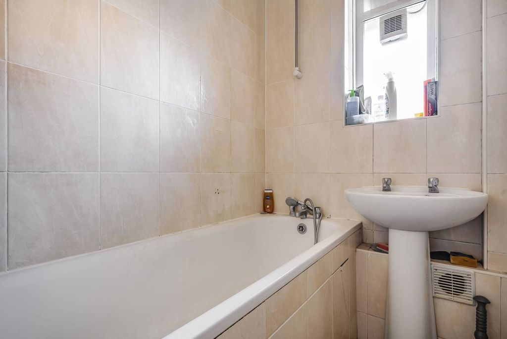 Квартира в Лондоне, Великобритания, 66 м² - фото 2