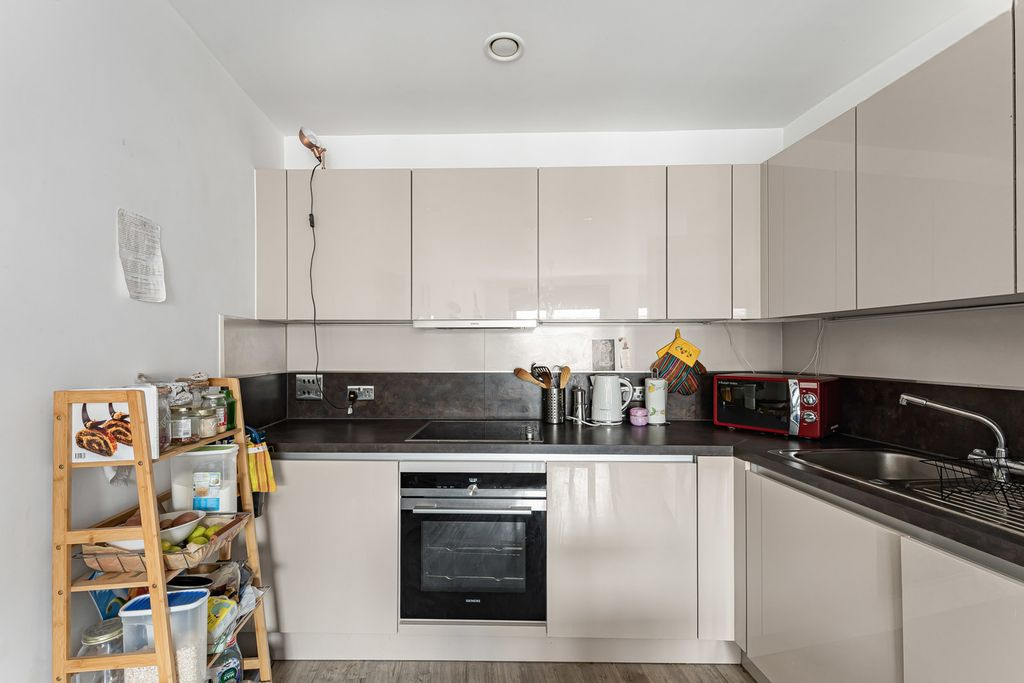 Квартира в Лондоне, Великобритания, 44 м² - фото 2