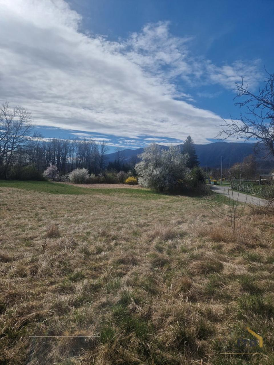 Земля в Бледе, Словения, 13 847 м² - фото 3