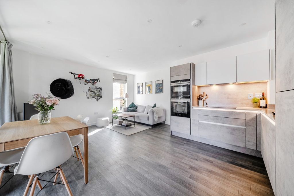 Квартира в Лондоне, Великобритания, 56 м² - фото 6