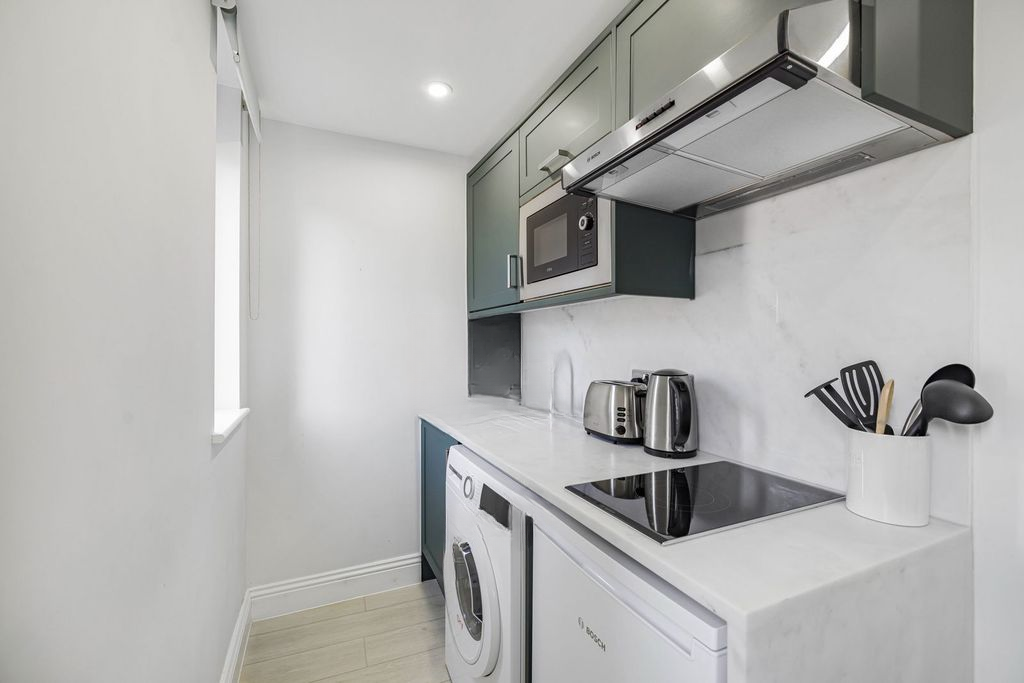 Квартира в Лондоне, Великобритания, 18 м² - фото 10