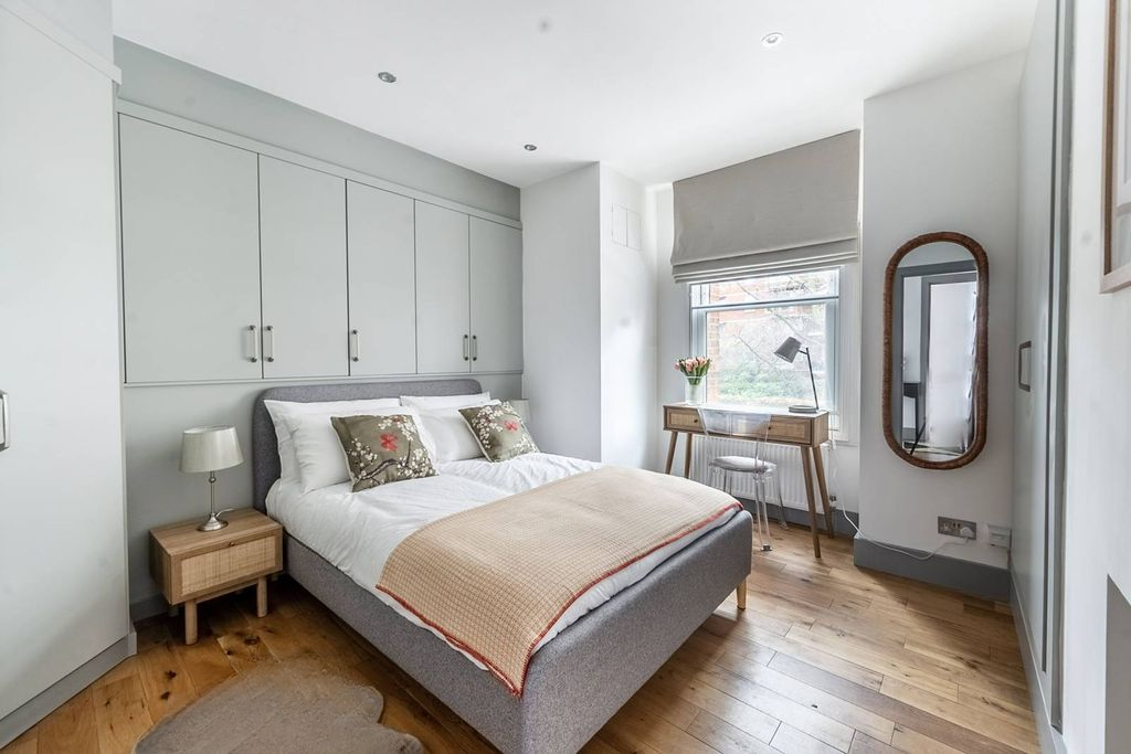 Квартира в Лондоне, Великобритания, 69 м² - фото 12