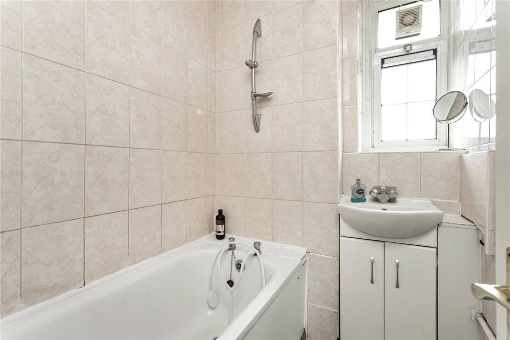 Квартира в Лондоне, Великобритания, 43 м² - фото 1