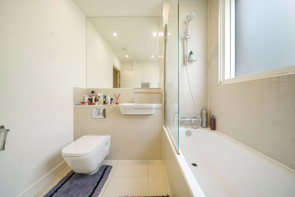 Квартира в Лондоне, Великобритания, 64 м² - фото 2